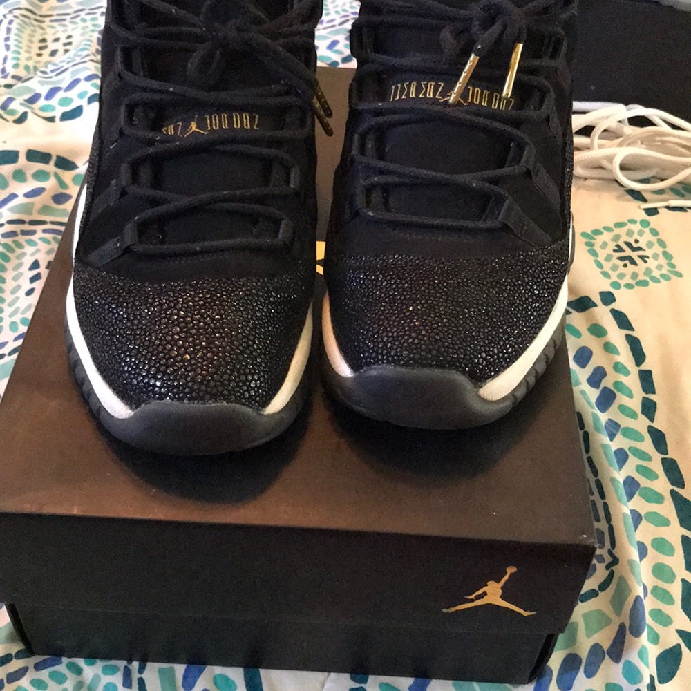 Air Jordan 11 retro classics prem hc